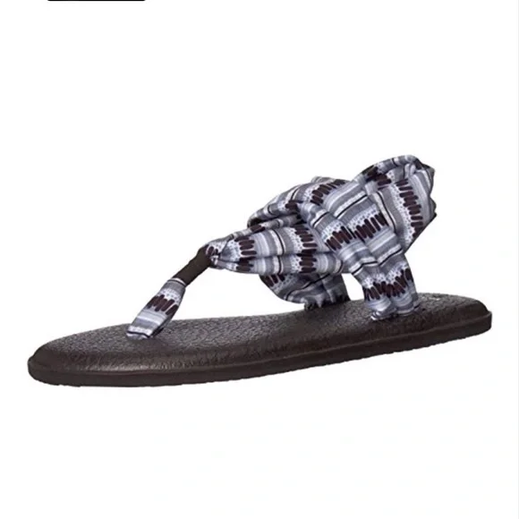 Sanuk Yoga 2 Black+White Island Stripe Sandal - Picture 2 of 10